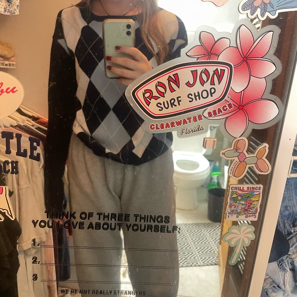 brandy melville sweater